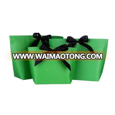 Popular festival gift paper bag printed kraft paper bag for shop packing