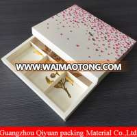 Wholesale Custom design logo export pineapple cake slice compartment paper box